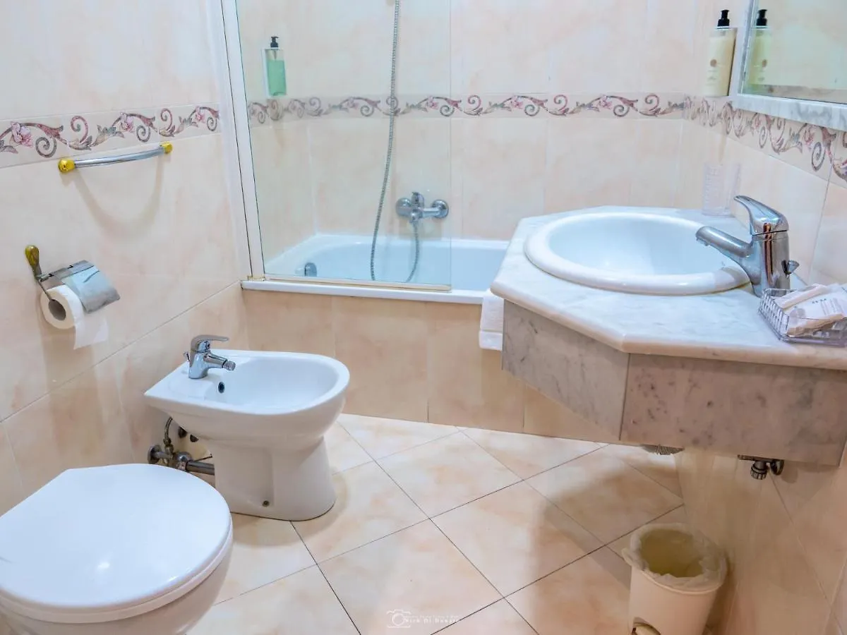 Hotel Suite Caesar Roma Italia