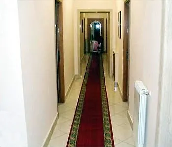 Hotel Suite Caesar Roma 2*,